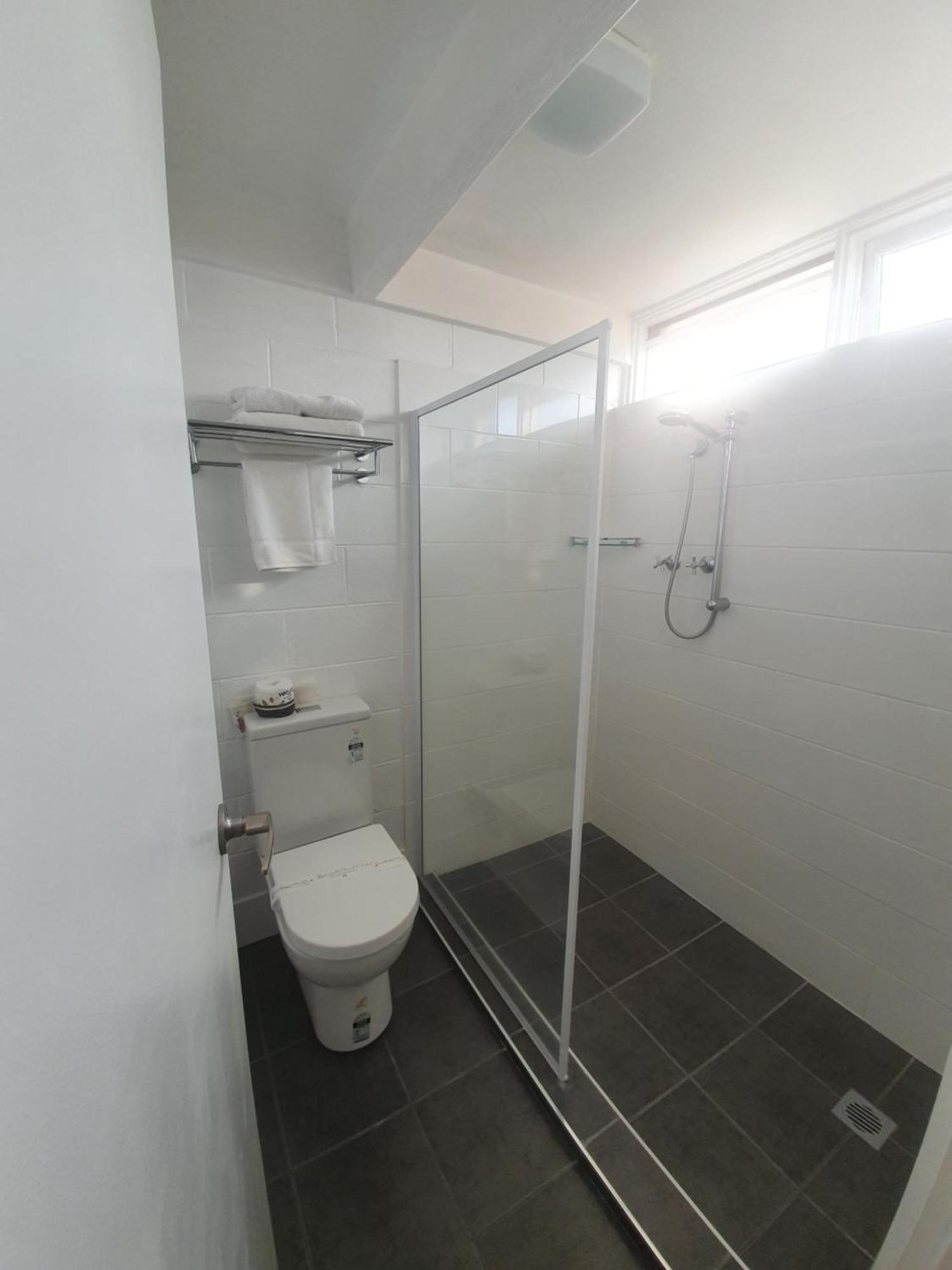 Charles Sturt Motor Inn West Wyalong Zewnętrze zdjęcie