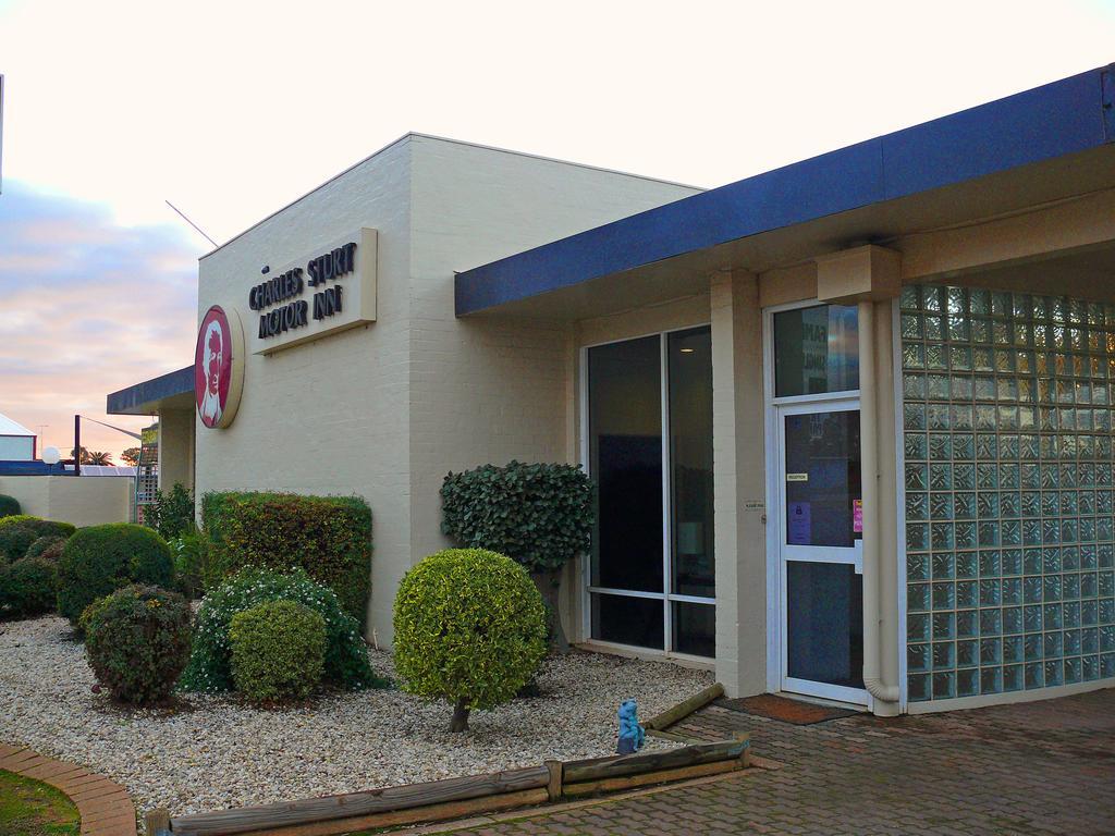 Charles Sturt Motor Inn West Wyalong Zewnętrze zdjęcie